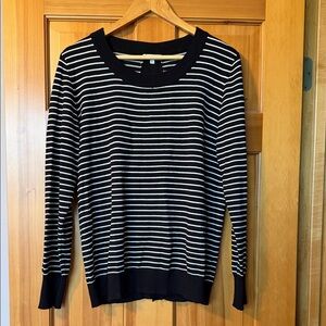 Chic Striped Black and White Women's Sweater